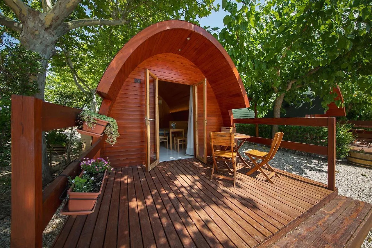 Camping Els Ports Arnes España